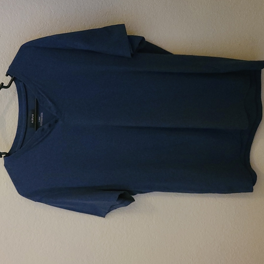 Alfani t-shirt